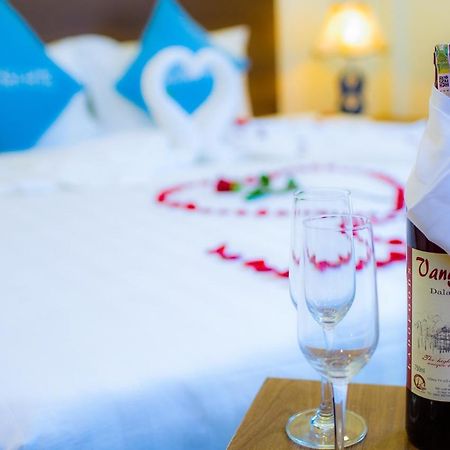 Zalo Sea Hotel Da Nang Bagian luar foto